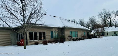 Tiny photo for 136 Maumee Lane, Antwerp, OH 45813 (MLS # 10002380)