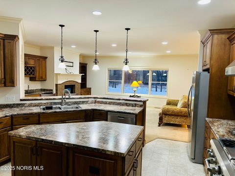 Tiny photo for 136 Maumee Lane, Antwerp, OH 45813 (MLS # 10002380)