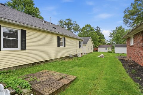 Tiny photo for 700 Woodworth Drive, Findlay, OH 45840 (MLS # 10008041)
