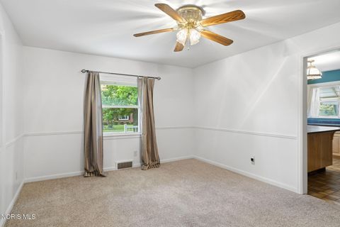 Tiny photo for 700 Woodworth Drive, Findlay, OH 45840 (MLS # 10008041)