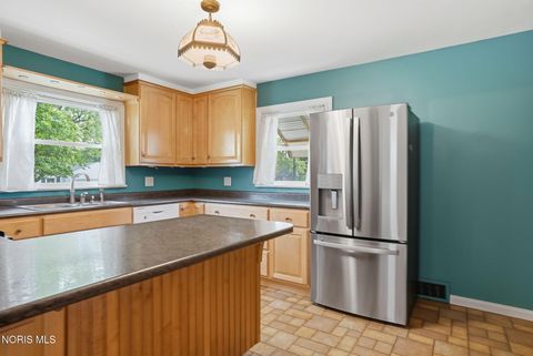 Tiny photo for 700 Woodworth Drive, Findlay, OH 45840 (MLS # 10008041)