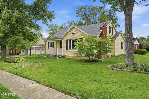 Tiny photo for 700 Woodworth Drive, Findlay, OH 45840 (MLS # 10008041)