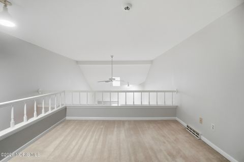 Tiny photo for 3127 Evergreen Road, Toledo, OH 43606 (MLS # 10003122)