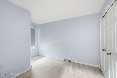 Tiny photo for 3127 Evergreen Road, Toledo, OH 43606 (MLS # 10003122)