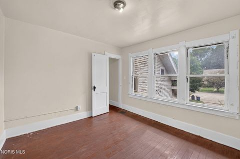 Tiny photo for 3720 Willys Parkway, Toledo, OH 43612 (MLS # 10010861)
