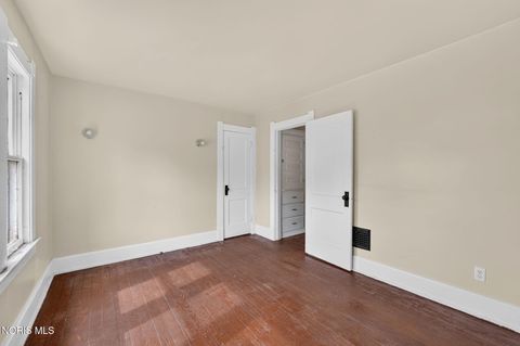 Tiny photo for 3720 Willys Parkway, Toledo, OH 43612 (MLS # 10010861)