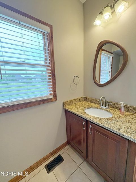 Tiny photo for 1404 Muirfield Drive, Bowling Green, OH 43402 (MLS # 10008067)