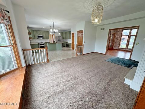 Tiny photo for 1404 Muirfield Drive, Bowling Green, OH 43402 (MLS # 10008067)