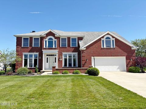 Photo of 1404 Muirfield Drive, Bowling Green, OH 43402 (MLS # 10008067)