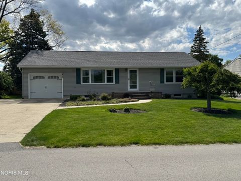 Photo of 403 N High Street, Pandora, OH 45877 (MLS # 10007617)