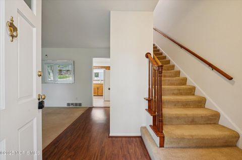 Tiny photo for 5504 Ketukkee Trail, Toledo, OH 43611 (MLS # 10000497)