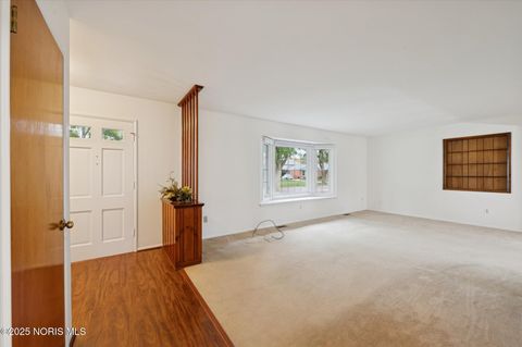 Tiny photo for 5504 Ketukkee Trail, Toledo, OH 43611 (MLS # 10000497)