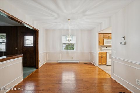 Tiny photo for 5504 Ketukkee Trail, Toledo, OH 43611 (MLS # 10000497)