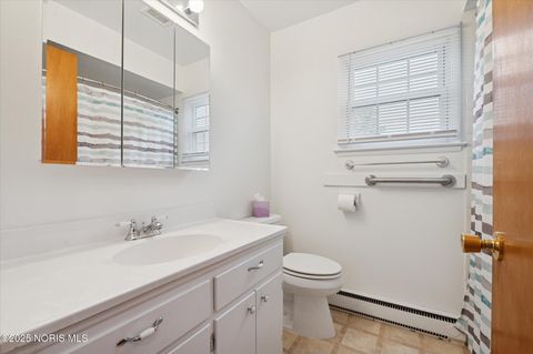 Tiny photo for 5504 Ketukkee Trail, Toledo, OH 43611 (MLS # 10000497)