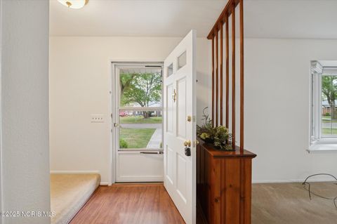 Tiny photo for 5504 Ketukkee Trail, Toledo, OH 43611 (MLS # 10000497)