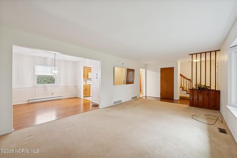 Tiny photo for 5504 Ketukkee Trail, Toledo, OH 43611 (MLS # 10000497)