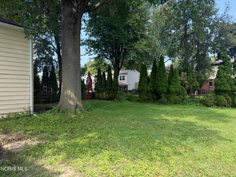 Tiny photo for 1687 Park Forest Drive, Toledo, OH 43614 (MLS # 10012323)