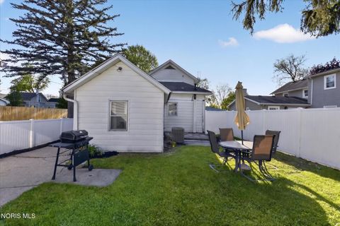 Tiny photo for 206 Franklin Avenue, Swanton, OH 43558 (MLS # 10007377)