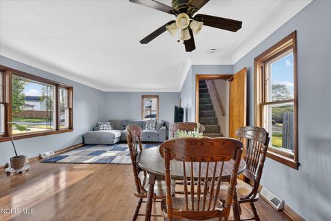 Tiny photo for 206 Franklin Avenue, Swanton, OH 43558 (MLS # 10007377)