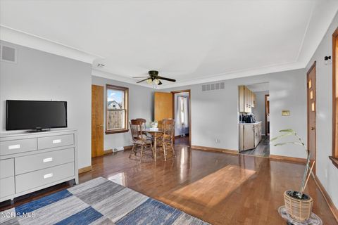 Tiny photo for 206 Franklin Avenue, Swanton, OH 43558 (MLS # 10007377)