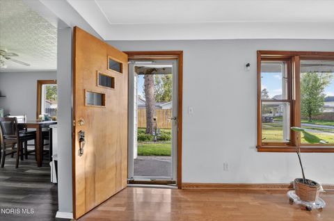 Tiny photo for 206 Franklin Avenue, Swanton, OH 43558 (MLS # 10007377)