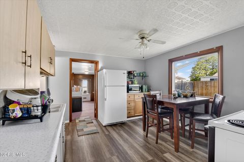 Tiny photo for 206 Franklin Avenue, Swanton, OH 43558 (MLS # 10007377)