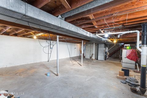 Tiny photo for 1548 Booth Avenue, Toledo, OH 43608 (MLS # 10003278)