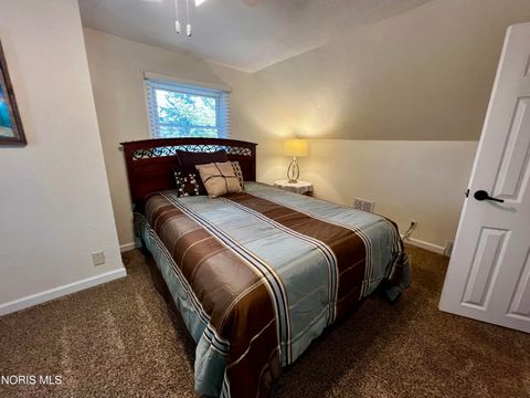 Tiny photo for 212 E Indiana Avenue, Maumee, OH 43537 (MLS # 10004937)