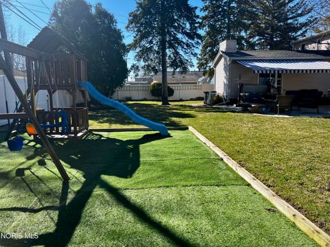 Tiny photo for 212 E Indiana Avenue, Maumee, OH 43537 (MLS # 10004937)