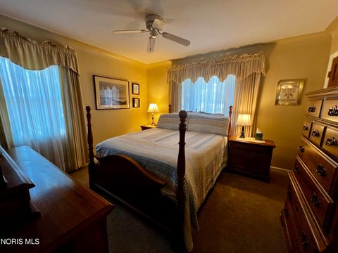 Tiny photo for 212 E Indiana Avenue, Maumee, OH 43537 (MLS # 10004937)