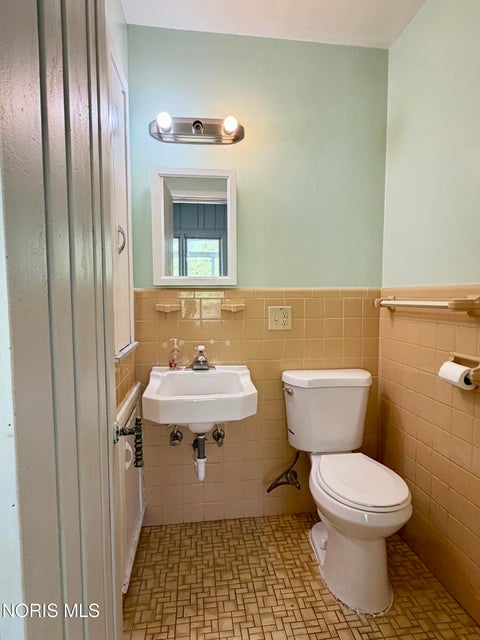 Tiny photo for 1234 Eleanor Avenue, Toledo, OH 43612 (MLS # 10014679)