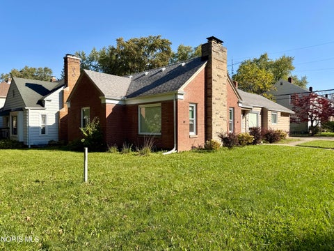 Tiny photo for 1234 Eleanor Avenue, Toledo, OH 43612 (MLS # 10014679)