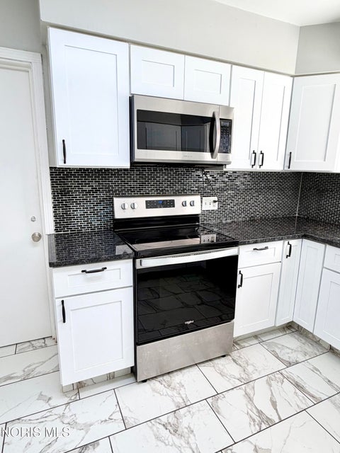 Tiny photo for 1234 Eleanor Avenue, Toledo, OH 43612 (MLS # 10014679)