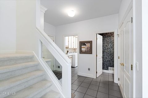 Tiny photo for 4538 Northbrook Road, Toledo, OH 43623 (MLS # 10008413)