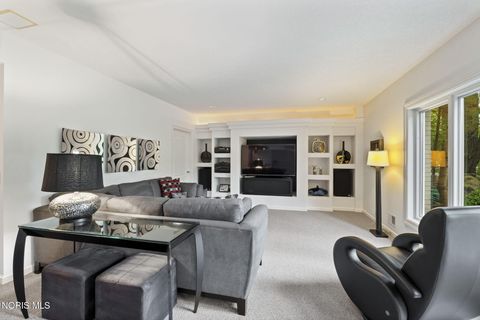 Tiny photo for 4538 Northbrook Road, Toledo, OH 43623 (MLS # 10008413)