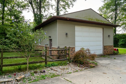 Tiny photo for 10705 Maumee Western Road, Swanton, OH 43558 (MLS # 10012380)