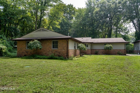 Tiny photo for 10705 Maumee Western Road, Swanton, OH 43558 (MLS # 10012380)