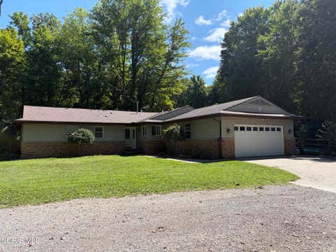 Homes For Sale - 10705 Maumee Western Road<br/> Swanton, OH 43558