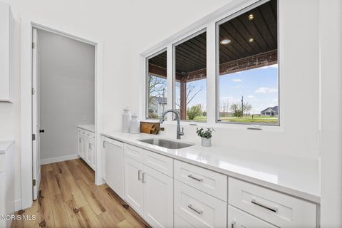 Tiny photo for 11581 W Sylvania Avenue, Berkey, OH 43504 (MLS # 10006311)