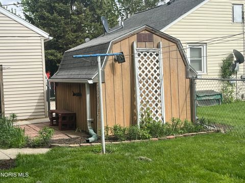 Tiny photo for 517 N Allen Street, Bryan, OH 43506 (MLS # 10007062)