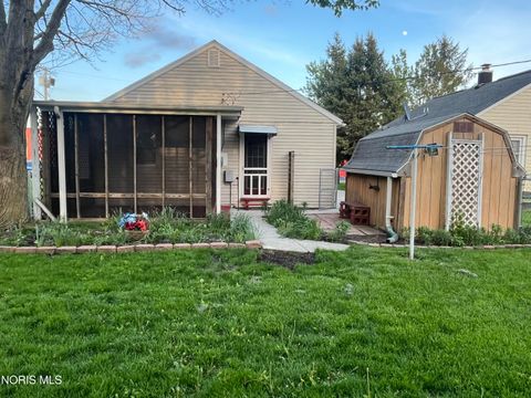 Tiny photo for 517 N Allen Street, Bryan, OH 43506 (MLS # 10007062)