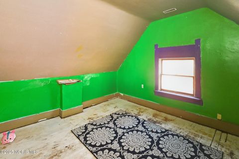 Tiny photo for 461 W Tiffin Street, Fostoria, OH 44830 (MLS # 10002434)