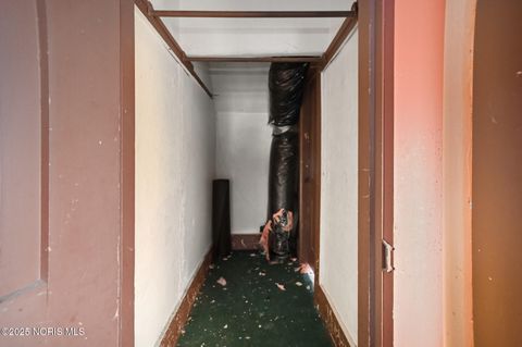 Tiny photo for 461 W Tiffin Street, Fostoria, OH 44830 (MLS # 10002434)