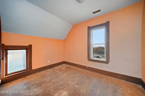 Tiny photo for 461 W Tiffin Street, Fostoria, OH 44830 (MLS # 10002434)