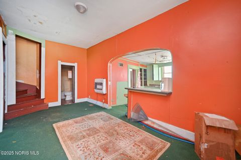 Tiny photo for 461 W Tiffin Street, Fostoria, OH 44830 (MLS # 10002434)