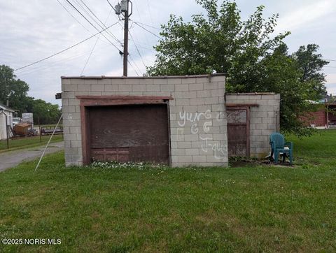 Tiny photo for 461 W Tiffin Street, Fostoria, OH 44830 (MLS # 10002434)
