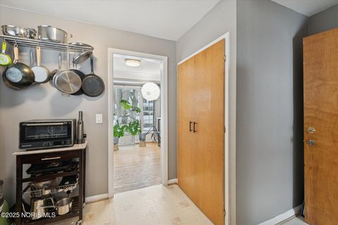 Tiny photo for 3512 Rushland Avenue, Toledo, OH 43606 (MLS # 10002058)