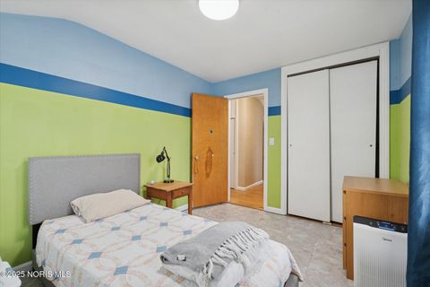 Tiny photo for 3512 Rushland Avenue, Toledo, OH 43606 (MLS # 10002058)