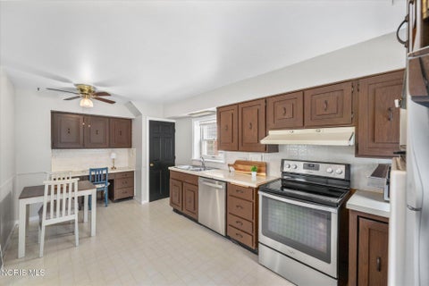 Tiny photo for 4214 Eastway Street, Toledo, OH 43612 (MLS # 10012332)