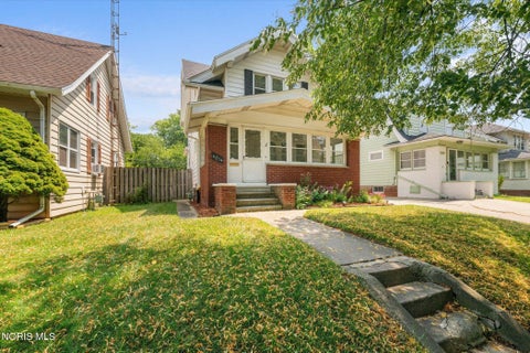Photo of 4214 Eastway Street, Toledo, OH 43612 (MLS # 10012332)
